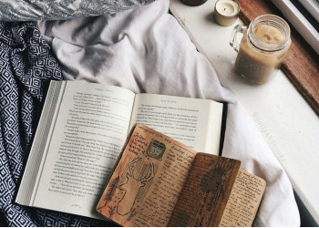 How to improve the atmosphere in the house? 5 useful books for you.