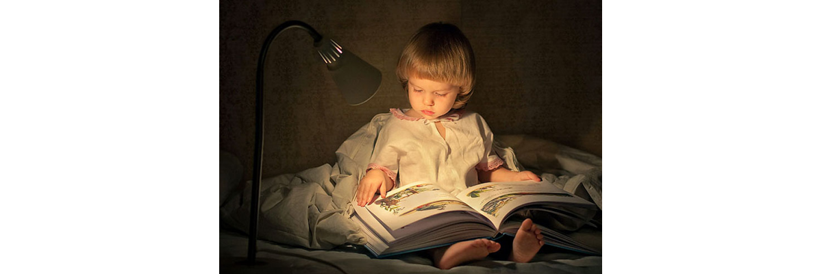 Як привчити дітей читати? Поради від письменниці Валері Куонг.